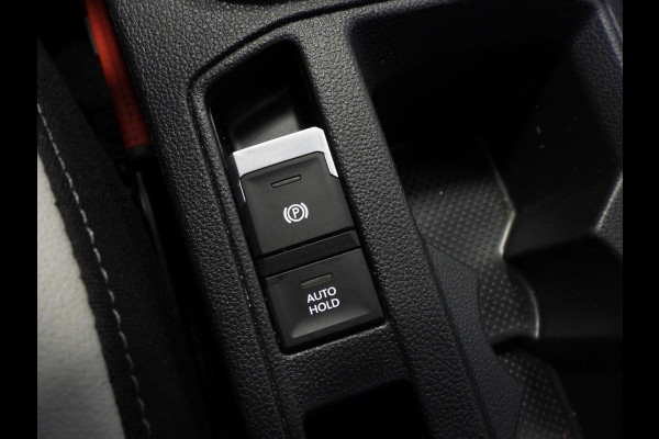 Volkswagen T-Roc 1.5 TSI Sport NAVI/CAMERA/VIRTUAL/LED/TREKH./17"LMV!