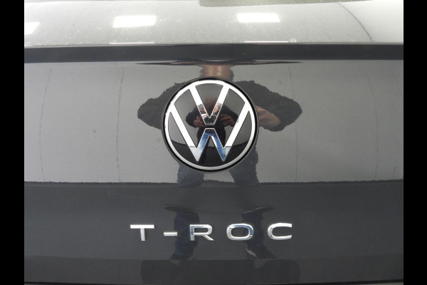 Volkswagen T-Roc 1.5 TSI Sport NAVI/CAMERA/VIRTUAL/LED/TREKH./17"LMV!