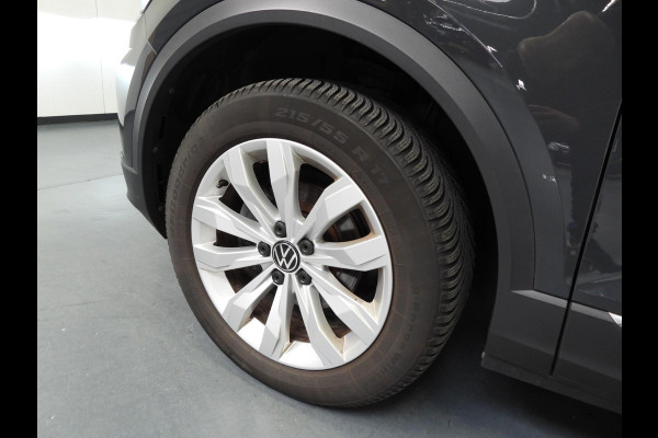 Volkswagen T-Roc 1.5 TSI Sport NAVI/CAMERA/VIRTUAL/LED/TREKH./17"LMV!