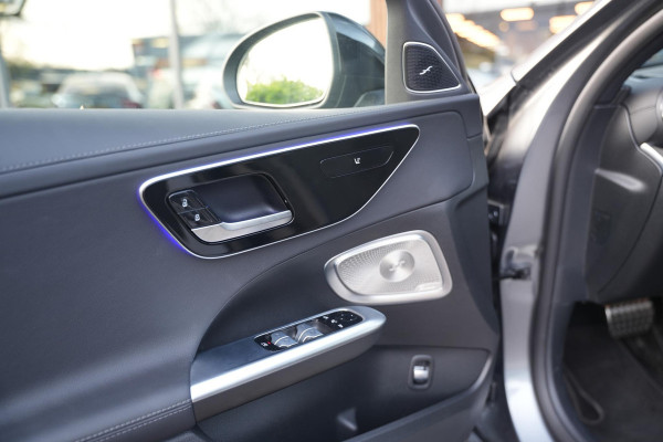 Mercedes-Benz C-Klasse 180 Business Solution AMG Burmester Stuurverw. Adapt. Cruise LED Leer Alcantara AMG