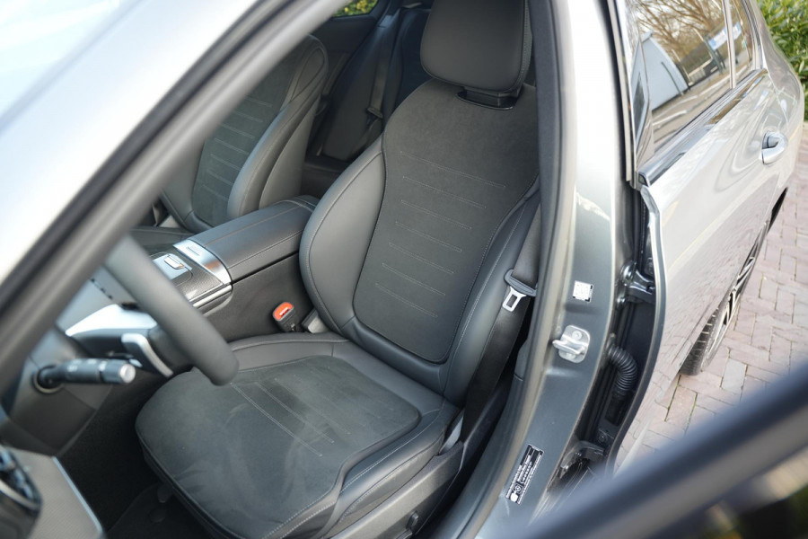 Mercedes-Benz C-Klasse 180 Business Solution AMG Burmester Stuurverw. Adapt. Cruise LED Leer Alcantara AMG