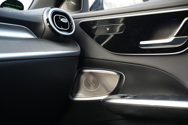 Mercedes-Benz C-Klasse 180 Business Solution AMG Burmester Stuurverw. Adapt. Cruise LED Leer Alcantara AMG