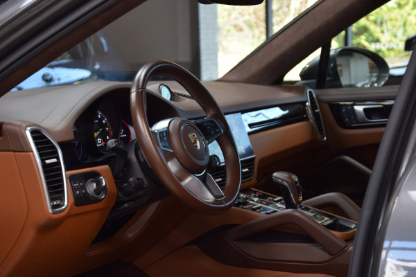 Porsche Cayenne Coupé 3.0 E-Hybrid Nightvision|Panoramadak|Org.NL|2e Eig.|Nwp.143500