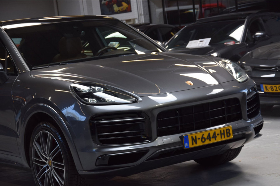 Porsche Cayenne Coupé 3.0 E-Hybrid Nightvision|Panoramadak|Org.NL|2e Eig.|Nwp.143500