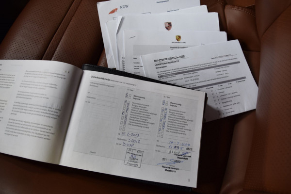 Porsche Cayenne Coupé 3.0 E-Hybrid Nightvision|Panoramadak|Org.NL|2e Eig.|Nwp.143500