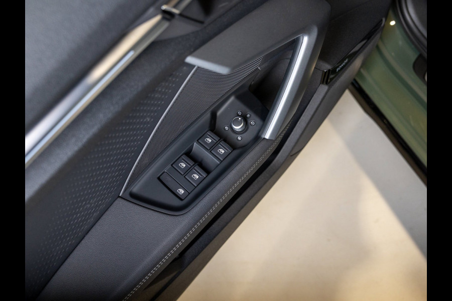 Audi A3 Sportback 35 TFSI 2x S-Line edition / 150pk / Maxton / Panorama dak / Sonos / Achteruitrij camera /