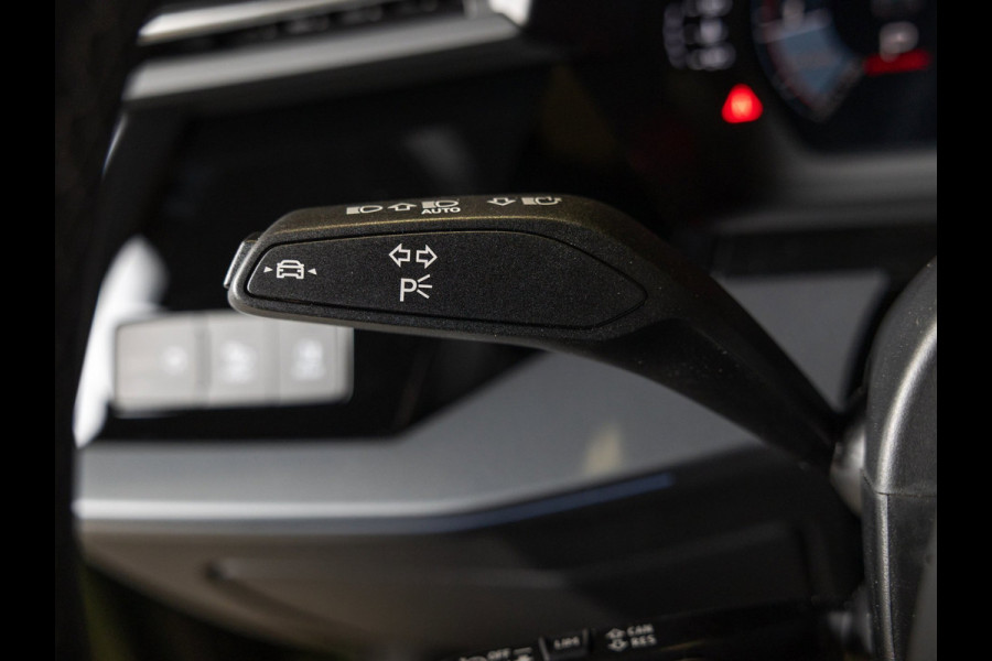 Audi A3 Sportback 35 TFSI 2x S-Line edition / 150pk / Maxton / Panorama dak / Sonos / Achteruitrij camera /