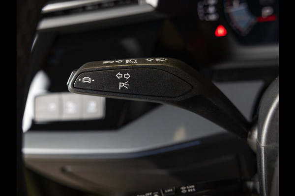 Audi A3 Sportback 35 TFSI 2x S-Line edition / 150pk / Maxton / Panorama dak / Sonos / Achteruitrij camera /