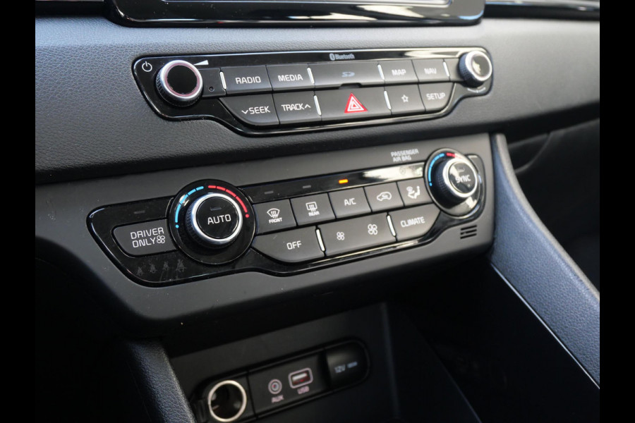 Kia Niro 1.6 GDi Hybrid DynamicLine | Trekhaak | Cruise | Clima  Navi | Carplay | Camera |