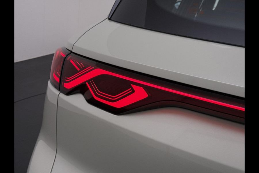 BYD ATTO 2 Boost 45 kWh VAN €31.900,- VOOR € 27.877,- UW LENTEVOORDEEL €4.023,-! | DIRECT LEVERBAAR | Volledige BYD Fabrieksgarantie t/m 11-2030 of 150.000 km | Stoel & Stuurverwarming | Adaptieve Cruise | 360° Camera | Panoramadak | Dodehoekassistent | Origineel NL Auto