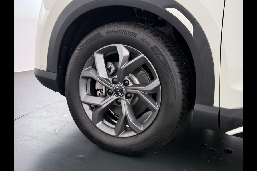 BYD ATTO 2 Boost 45 kWh VAN €31.900,- VOOR € 27.877,- UW LENTEVOORDEEL €4.023,-! | DIRECT LEVERBAAR | Volledige BYD Fabrieksgarantie t/m 11-2030 of 150.000 km | Stoel & Stuurverwarming | Adaptieve Cruise | 360° Camera | Panoramadak | Dodehoekassistent | Origineel NL Auto