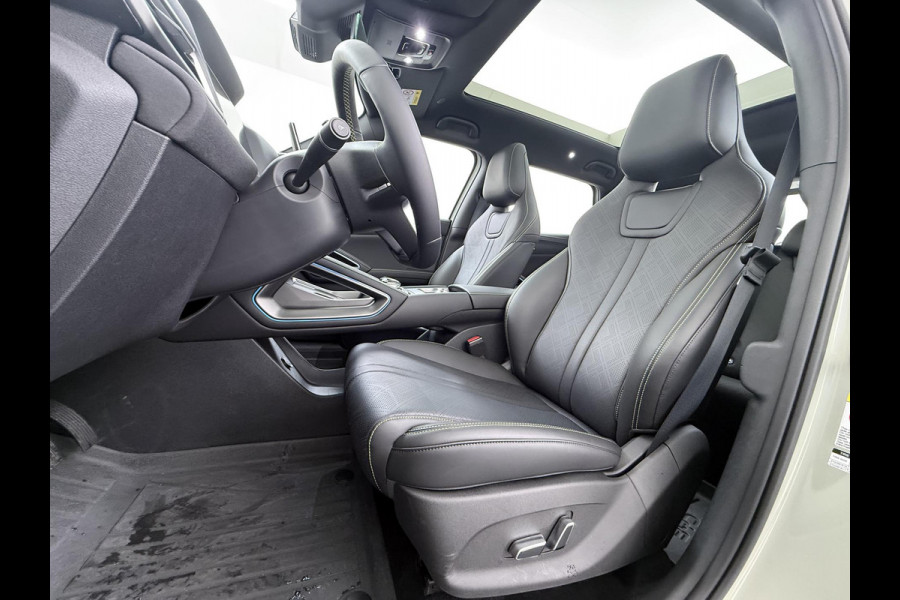 BYD ATTO 2 Boost 45 kWh VAN €31.900,- VOOR € 27.877,- UW LENTEVOORDEEL €4.023,-! | DIRECT LEVERBAAR | Volledige BYD Fabrieksgarantie t/m 11-2030 of 150.000 km | Stoel & Stuurverwarming | Adaptieve Cruise | 360° Camera | Panoramadak | Dodehoekassistent | Origineel NL Auto