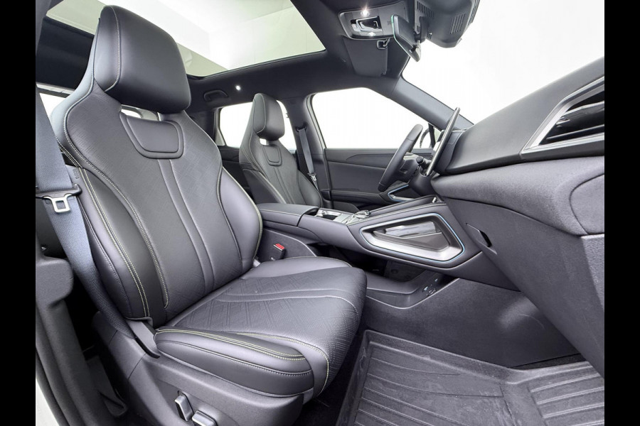 BYD ATTO 2 Boost 45 kWh VAN €31.900,- VOOR € 27.877,- UW LENTEVOORDEEL €4.023,-! | DIRECT LEVERBAAR | Volledige BYD Fabrieksgarantie t/m 11-2030 of 150.000 km | Stoel & Stuurverwarming | Adaptieve Cruise | 360° Camera | Panoramadak | Dodehoekassistent | Origineel NL Auto