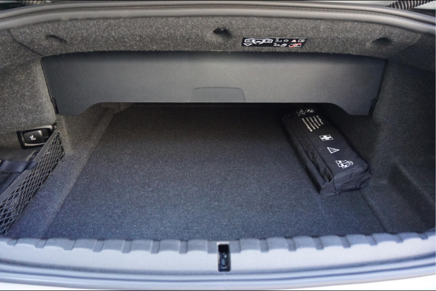 BMW 4 Serie Cabrio M4 xDrive Competition 510pk * Facelift 2024 * Brooklyn Grau * Full Options *