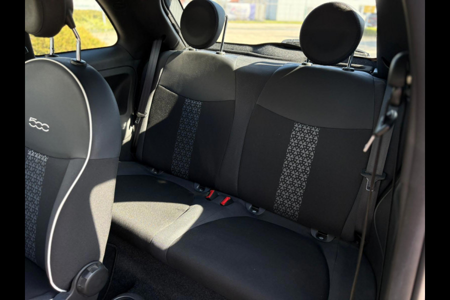 Fiat 500 1.0 Hybrid Rockstar | Carplay/Android, Climate, PDC, Cruise, Licht- en Regensensor |