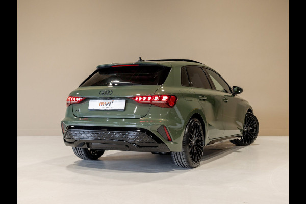 Audi A3 Sportback 35 TFSI 2x S-Line edition / 150pk / Panorama dak / Sonos / Achteruitrij camera /