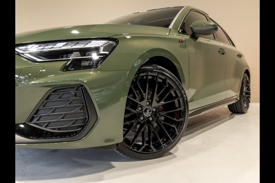 Audi A3 Sportback 35 TFSI 2x S-Line edition / 150pk / Panorama dak / Sonos / Achteruitrij camera /