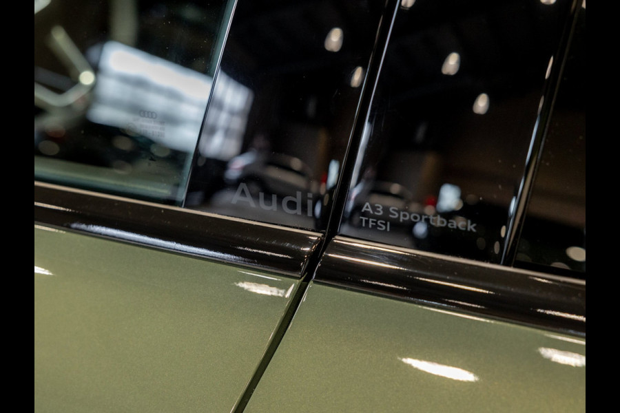 Audi A3 Sportback 35 TFSI 2x S-Line edition / 150pk / Panorama dak / Sonos / Achteruitrij camera /