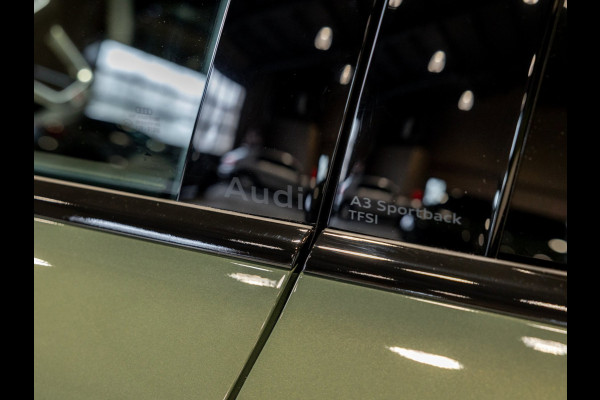Audi A3 Sportback 35 TFSI 2x S-Line edition / 150pk / Panorama dak / Sonos / Achteruitrij camera /
