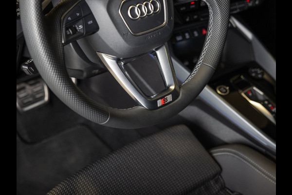 Audi A3 Sportback 35 TFSI 2x S-Line edition / 150pk / Panorama dak / Sonos / Achteruitrij camera /