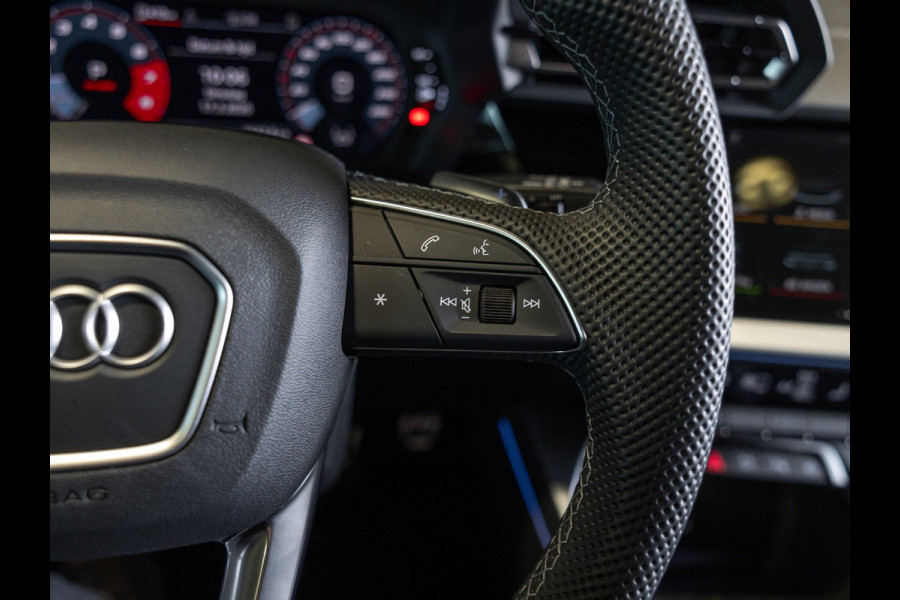 Audi A3 Sportback 35 TFSI 2x S-Line edition / 150pk / Panorama dak / Sonos / Achteruitrij camera /