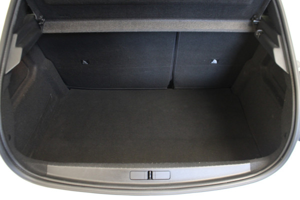 Peugeot 208 1.2 PureTech Active |Navi|