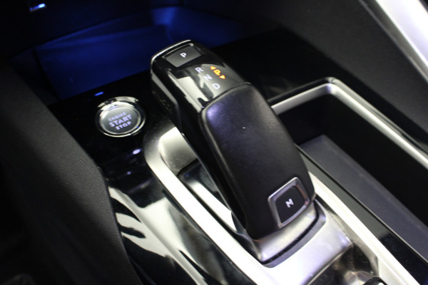 Peugeot 3008 1.2 PureTech Allure Pack Business |Camera|Navi|