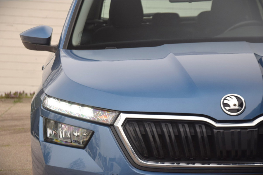 Škoda Kamiq 1.0 TSI Ambition TREKHAAK WEGKLAPBAAR/PARKEERSENSOREN ACHTER/APPLE CARPLAY