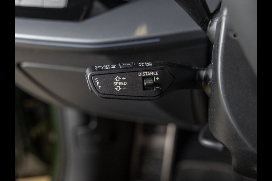 Audi A3 Sportback 35 TFSI 2x S-Line edition / 150pk / Panorama dak / Sonos / Achteruitrij camera /