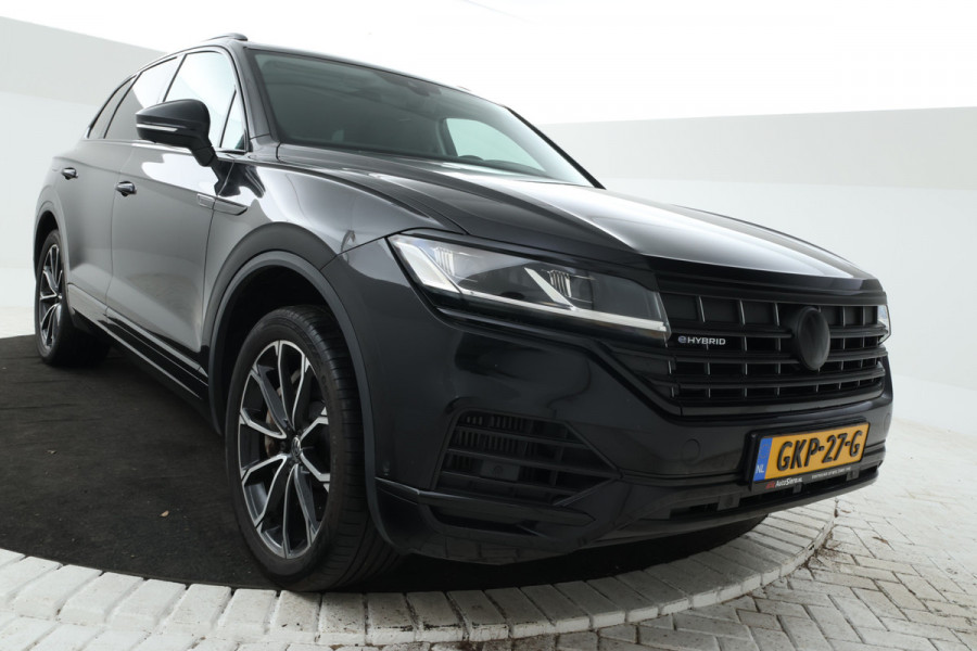 Volkswagen Touareg 3.0 TSi eHybrid 4MOTION FULL BLACK! Navi, leer,