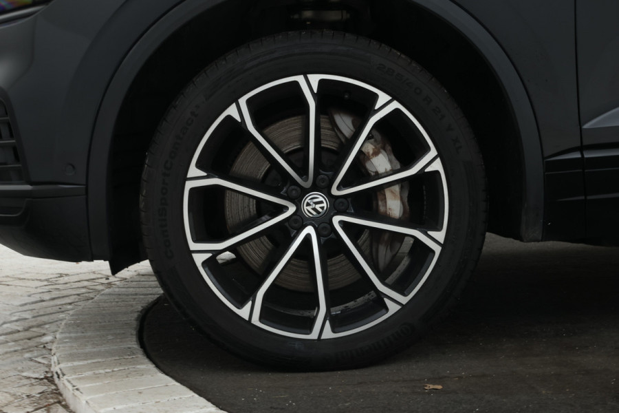 Volkswagen Touareg 3.0 TSi eHybrid 4MOTION FULL BLACK! Navi, leer,