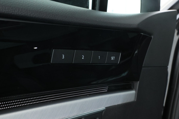 Volkswagen Touareg 3.0 TSi eHybrid 4MOTION FULL BLACK! Navi, leer,