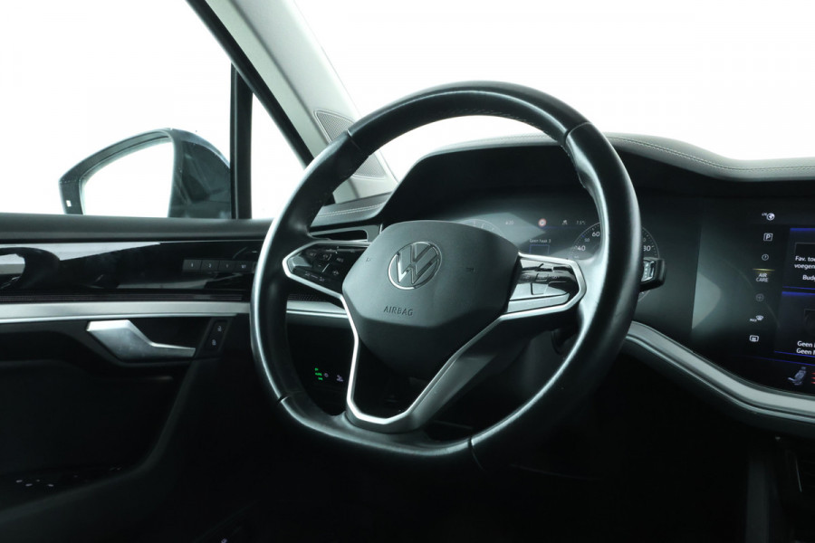 Volkswagen Touareg 3.0 TSi eHybrid 4MOTION FULL BLACK! Navi, leer,