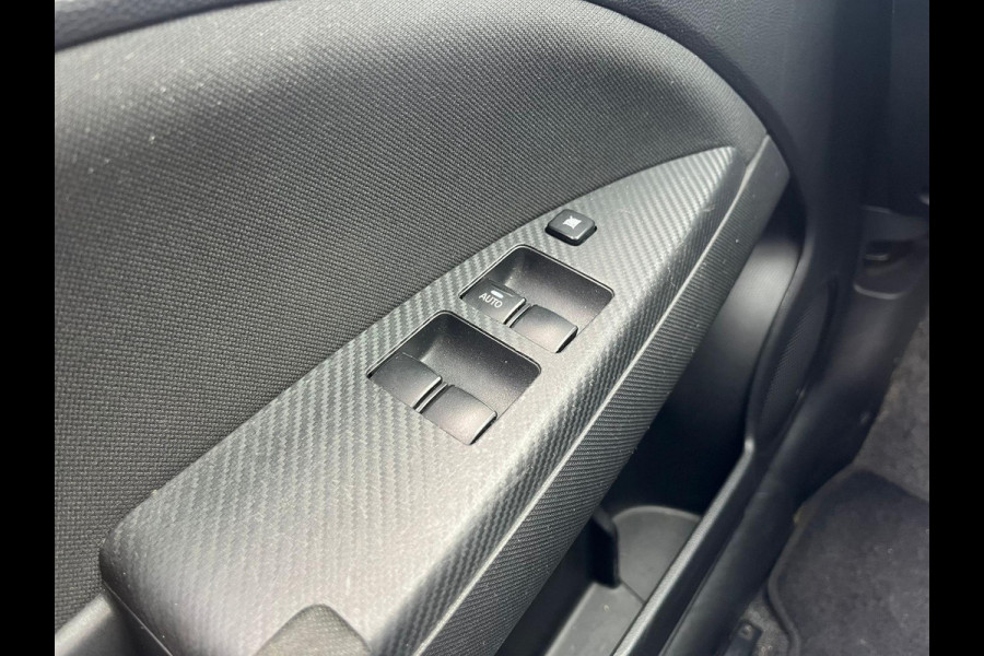 Mitsubishi Space Star 1.2 Nova | Navi |