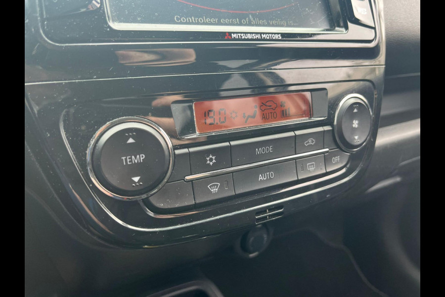 Mitsubishi Space Star 1.2 Nova | Navi |