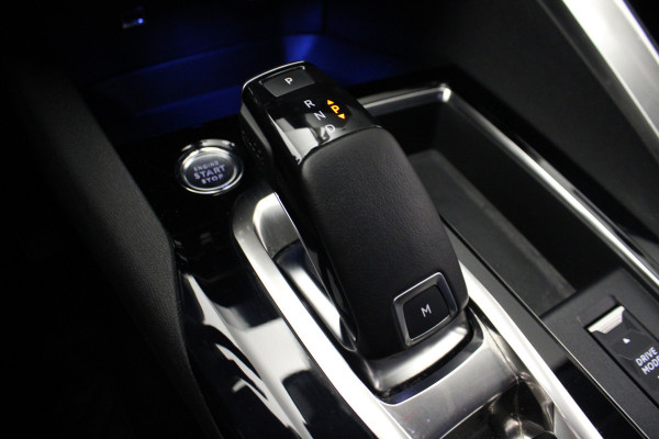 Peugeot 5008 1.2 PureTech Allure |Navi|