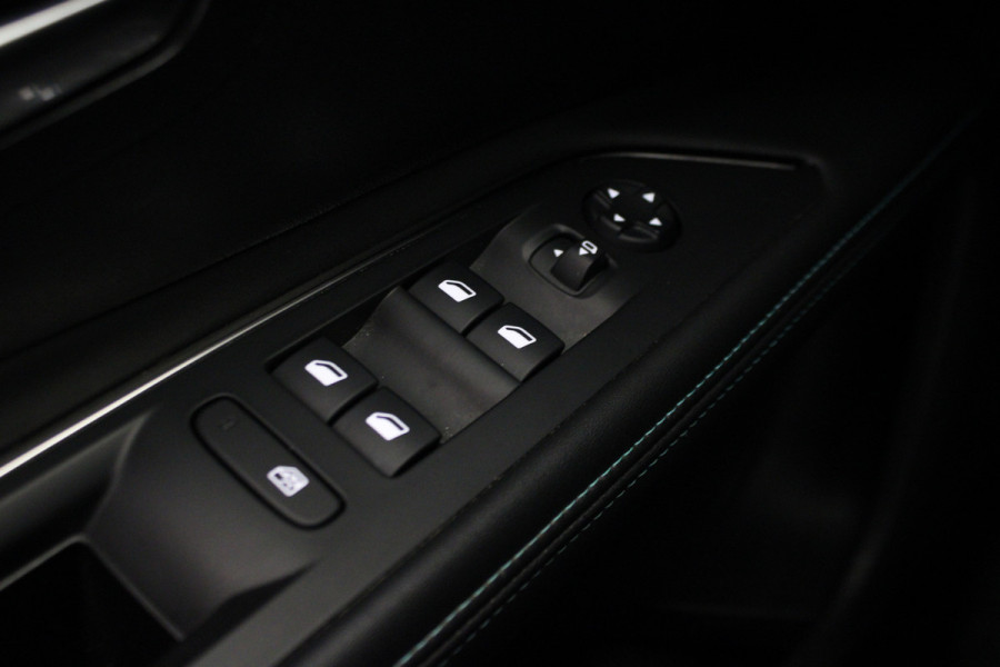 Peugeot 5008 1.2 PureTech Allure |Navi|