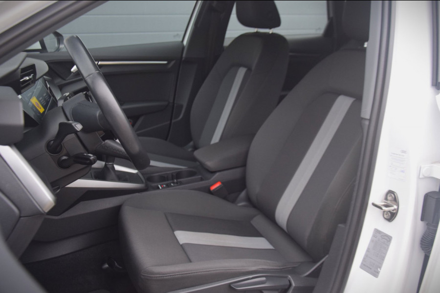 Audi A3 Sportback 35 TFSI Pro Line NIEUW MODEL!/AFNEEMBARE TREKHAAK/APPLE CARPLAY/LED KOPLAMPEN