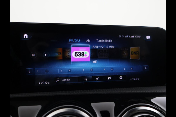 Mercedes-Benz A-Klasse 250e AMG SPORT + PANORAMA | MEMORY | TREKHAAK | SFEERVERLICHTING | CAMERA | STOELVERWARMING