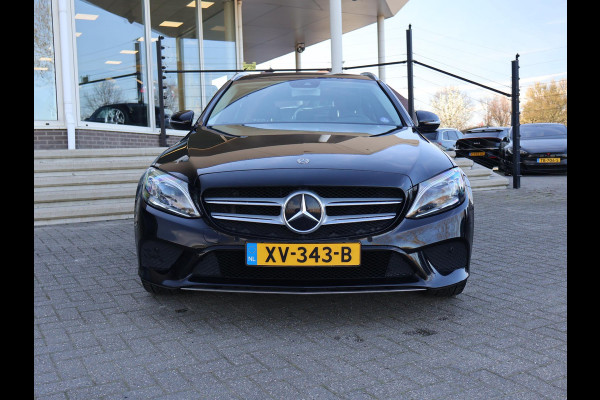 Mercedes-Benz C-Klasse Estate 180 AUT. PREMIUM PLUS + BREEDBEELD CARPLAY | PANO | SFEERVERLICHTING | TREKHAAK