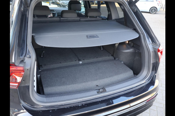 Volkswagen Tiguan Allspace 1.5 TSI DSG 7-PERS. R-LINE + PANORAMA | DYNAUDIO | MASSAGE | VIRTUAL COCKPIT | ELEK. TREKHAAK | STOEL/STUURVERW. | CAMERA | 20 INCH