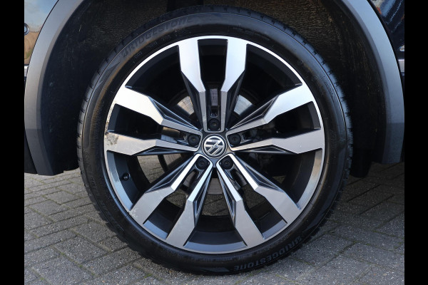 Volkswagen Tiguan Allspace 1.5 TSI DSG 7-PERS. R-LINE + PANORAMA | DYNAUDIO | MASSAGE | VIRTUAL COCKPIT | ELEK. TREKHAAK | STOEL/STUURVERW. | CAMERA | 20 INCH