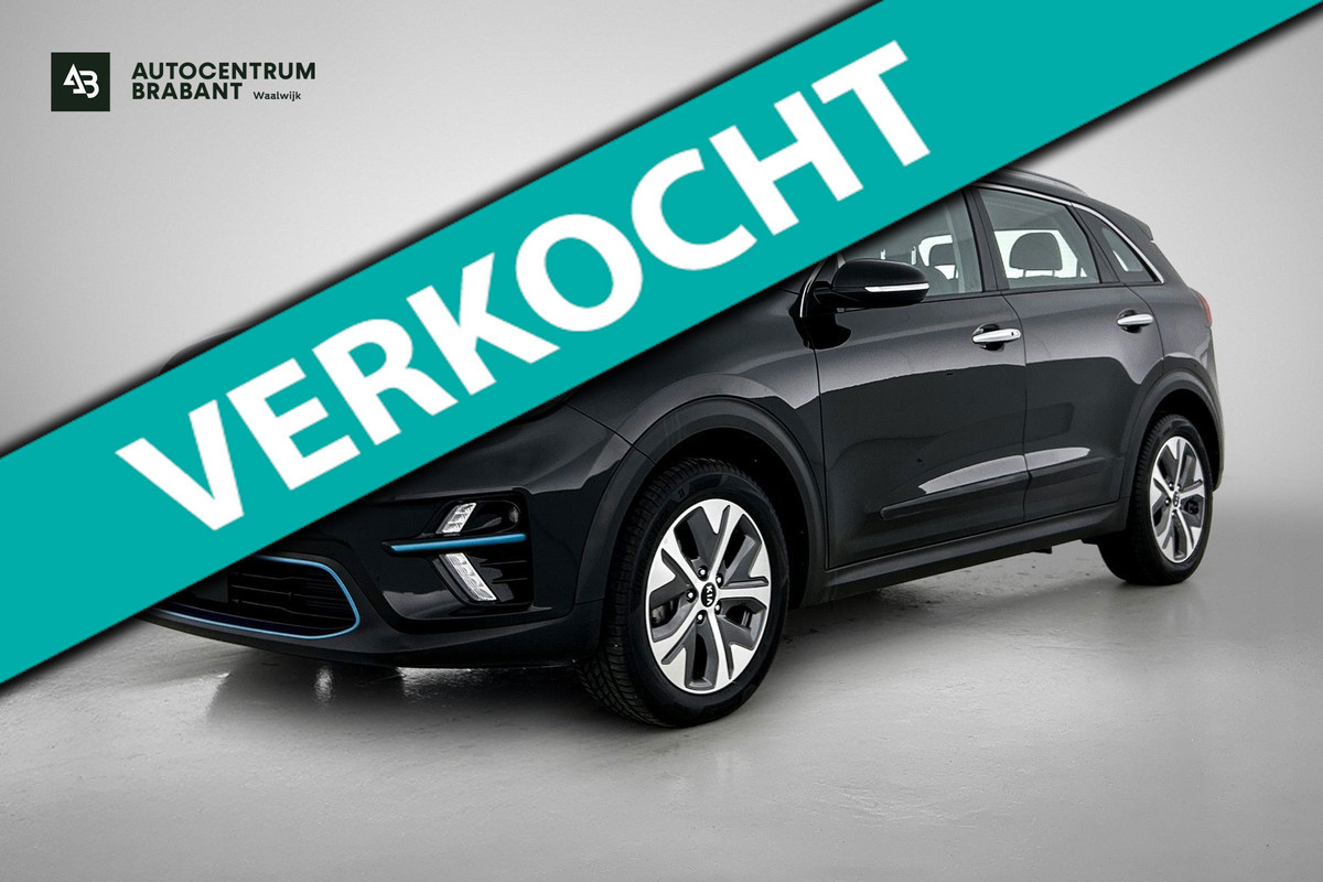 Kia e-Niro DynamicLine 64 kWh (NAVIGATIE, STOEL-/STUURVERWARMING, CARPLAY, 1e EIGENAAR)
