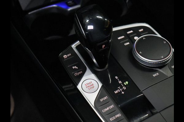 BMW 2 Serie Gran Coupé 218i High Executive Edition [SCHUIFKANTELDAK, HARMAN/KARDON, APPLE CARPLAY, ANDROID, CAMERA, STOELVERWARMING, CRUISE, CLIMATE, NIEUWSTAAT]