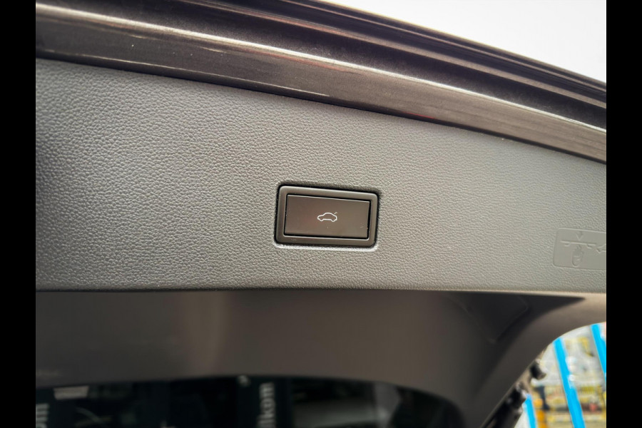 Volkswagen T-Roc 1.5 TSI Sport|Elek klep|Camera|LED|Virtual