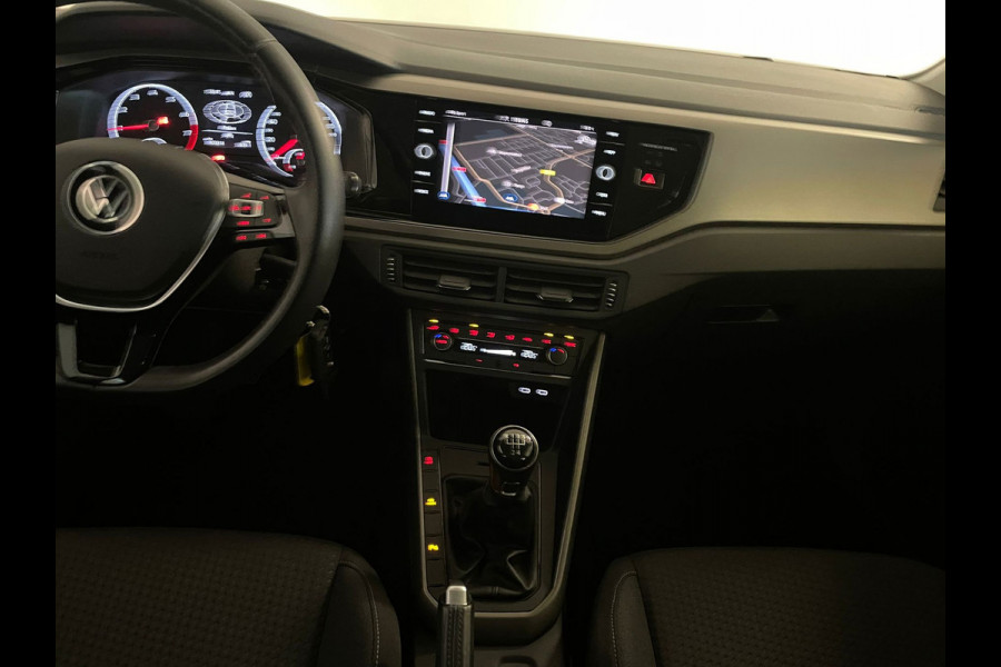 Volkswagen Polo 1.0 TSI Comfortline Business Executive AIRCO CLIMA NAVI CRUISE ADAPTIVE VELGEN PDC ZEER NETTE AUTO