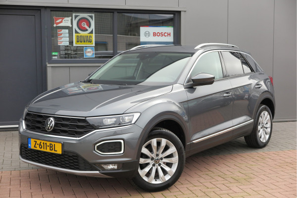 Volkswagen T-Roc 1.5 TSI 150pk Sport, Led , Adaptive cruise, Keyless , Virtual cockpit, Lane assist, Side assist, Stoelverwarming, PDC , Achteruitrijcamera, Buitenspiegels inklapbaar, Carplay , DAB+ etc.