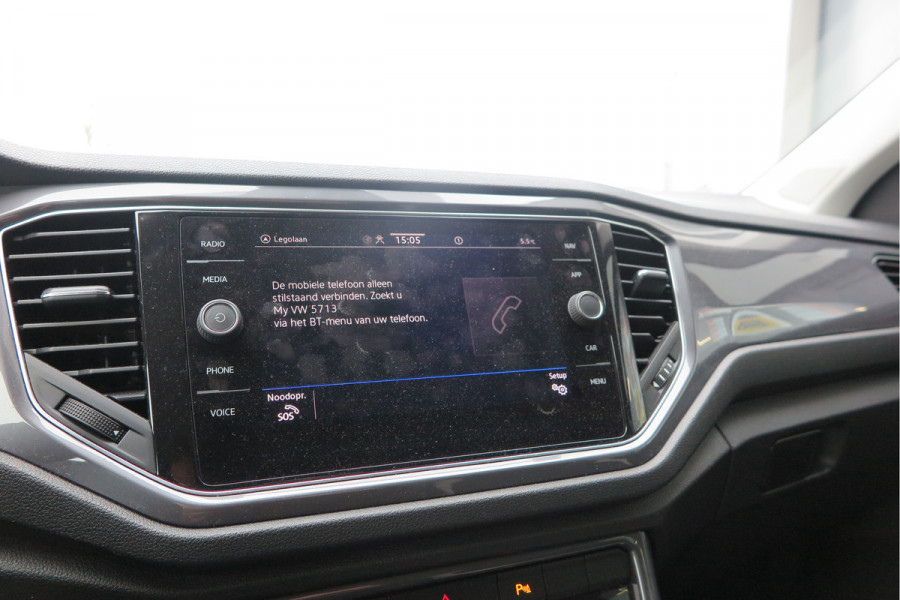 Volkswagen T-Roc 1.5 TSI 150pk Sport, Led , Adaptive cruise, Keyless , Virtual cockpit, Lane assist, Side assist, Stoelverwarming, PDC , Achteruitrijcamera, Buitenspiegels inklapbaar, Carplay , DAB+ etc.