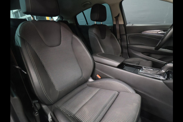 Opel Insignia Grand Sport 1.5 Turbo Business Executive [APPLE CARPLAY, ANDROID, STUURVERWARMING, ADAPTIVE CRUISE, CAMERA, STOELVERWARMING, KEYLESS ENTRY, CLIMATE, NIEUWSTAAT]