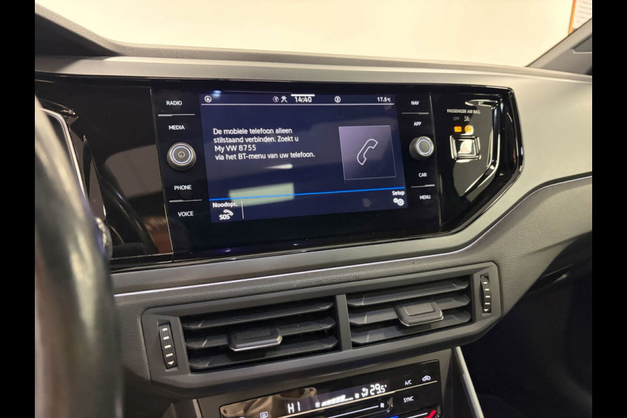 Volkswagen Taigo 1.5 TSI R-Line*Auto*Pano*Virtual Dasboard*Apple Carplay*Camera*Airco*Cruise-Control*